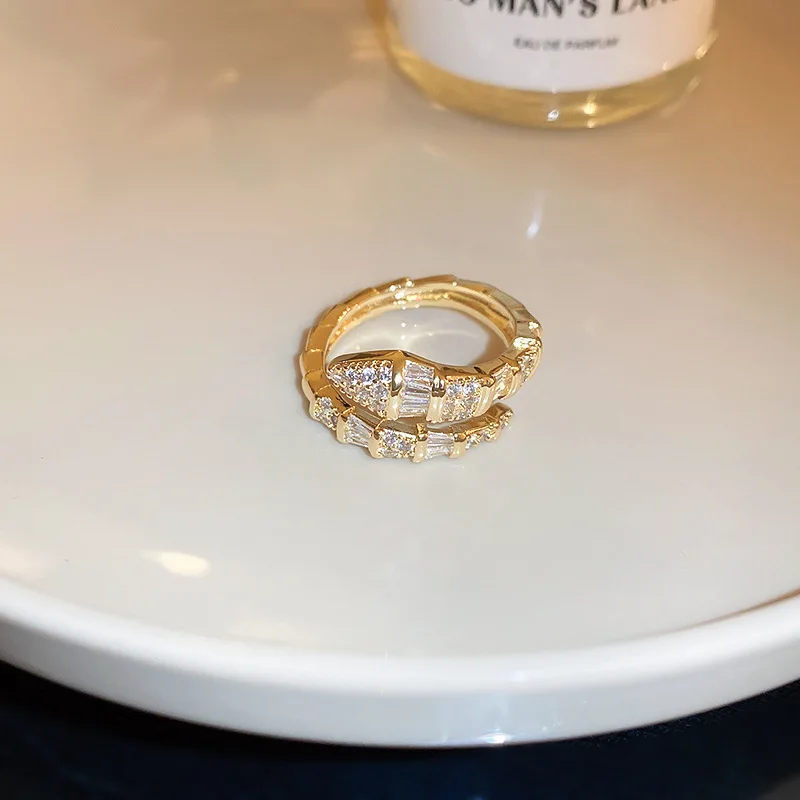 Versatile Fashion Trendy Snake Shaped Opening Rings for Women High-end Exquisite Zircon Adjustable Rings Jewelry Accessories