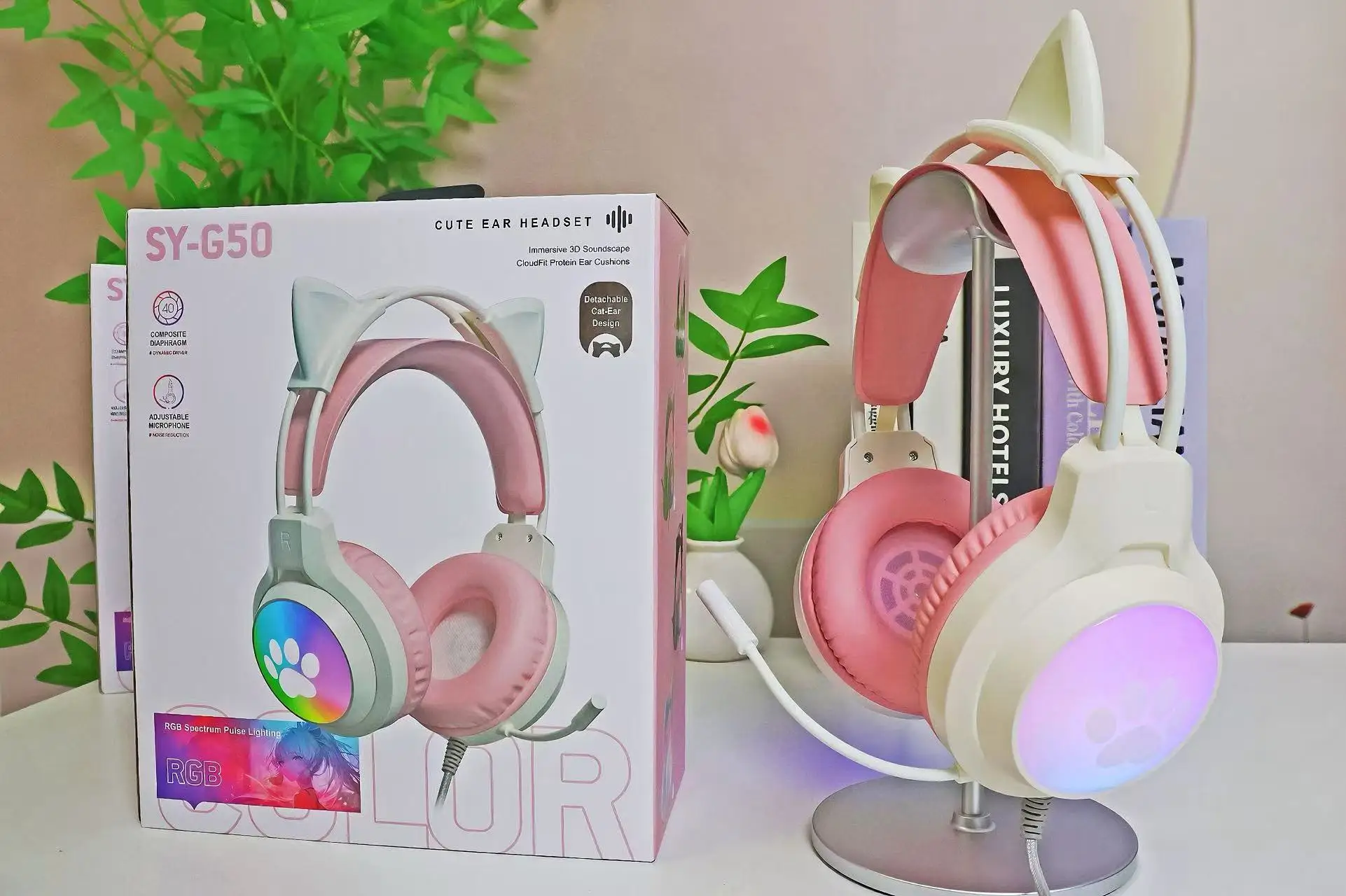 SOYTO Wired Gaming Headphones Detachable Cat Ears RGB Color Lighting with Clear Mic Soft Cushion ForComputer Game Live Streaming