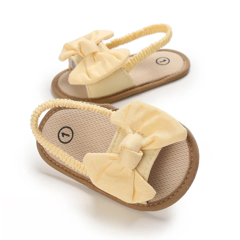 Infant Non-Slip First Walkers Footwear 0-18 Months Baby Girls Sweet Flowers Sandals Summer Soft Sole Flat Princess Dress Shoes