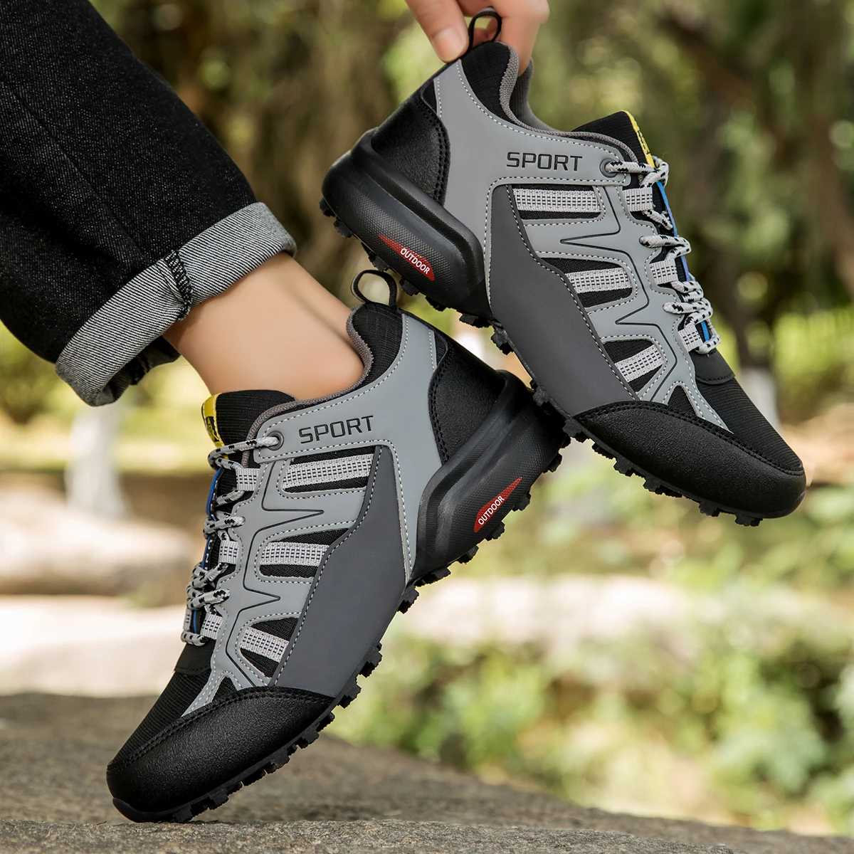 Men's Casual Shoes,Anti-Collision Toe Hiking Sports Shoes,Breathable And Non-Slip,All-terrain Camping Mountain Walking Shoes