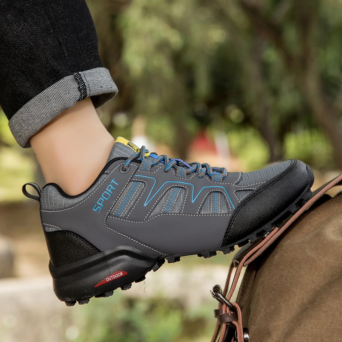 Men's Casual Shoes,Anti-Collision Toe Hiking Sports Shoes,Breathable And Non-Slip,All-terrain Camping Mountain Walking Shoes