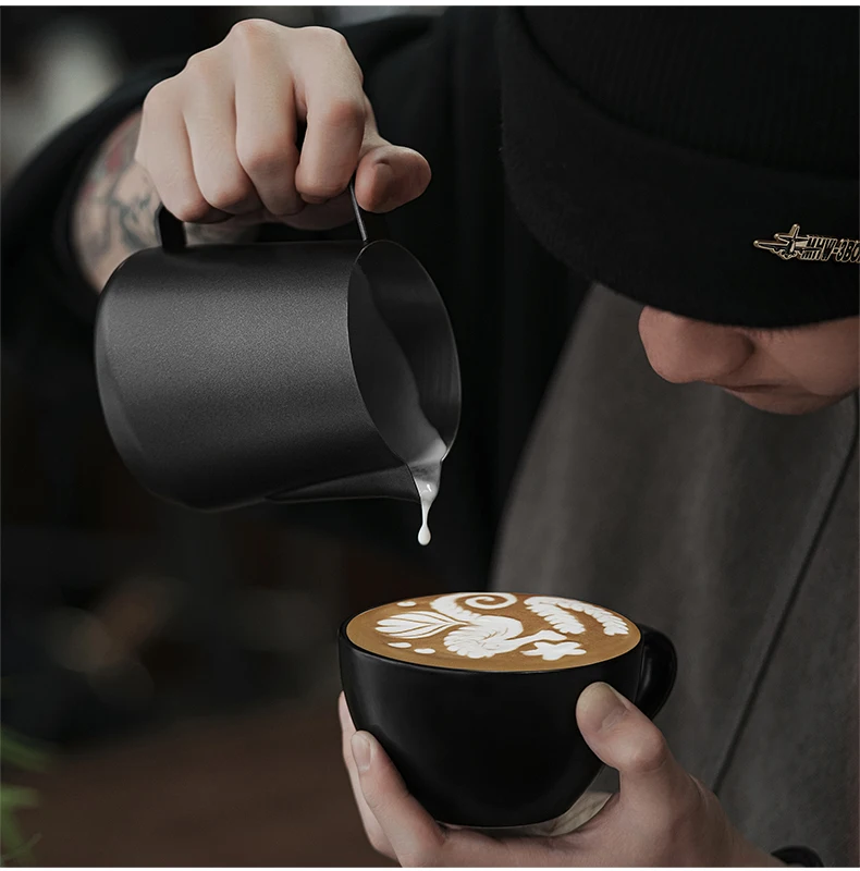 MHW-3BOMBER Milk Frother Jug 600ml Milk Frothing Pitcher Steaming Pitchers for Coffee/Cappuccino/Latte Art Coffee Accessories