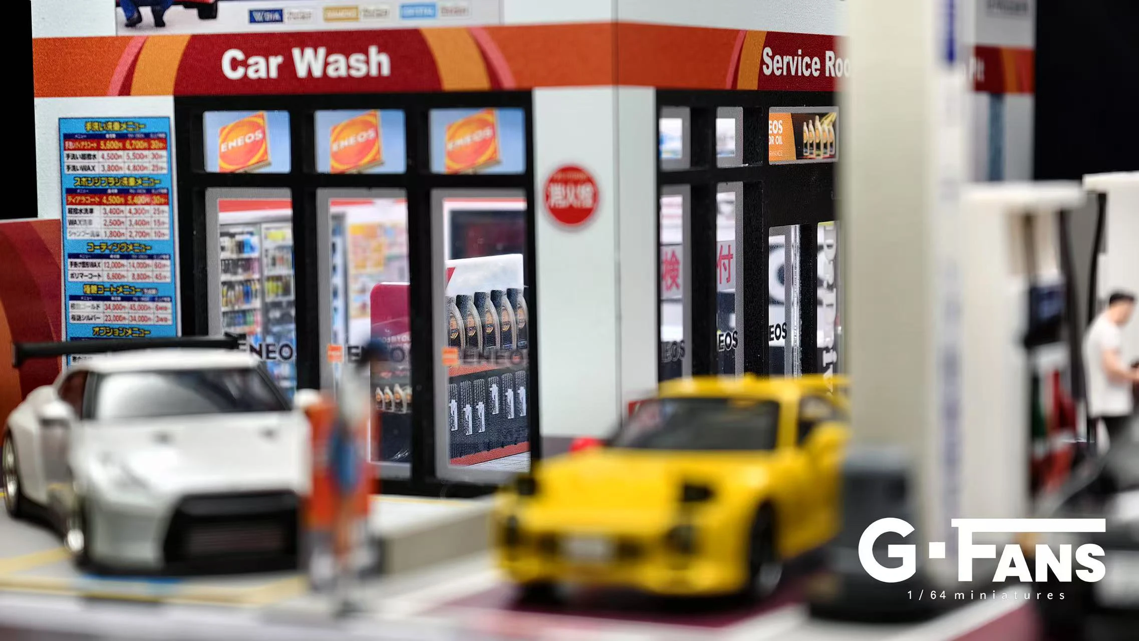 G Fans 1/64 Scale Diecast Car Garage Diorama Model Miniature Parking Lot Scene for Vehicle Display and Toy Background Collection