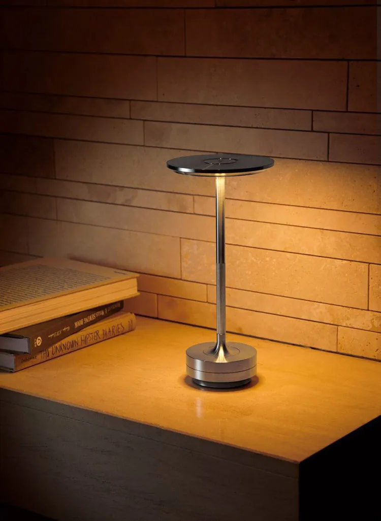 Rechargeable Table Lamp Creative Dining Touch Led Hotel Bar Coffee Pina Pro Table Lamp Lampada Da Tavolo Decorative Desk Lamp