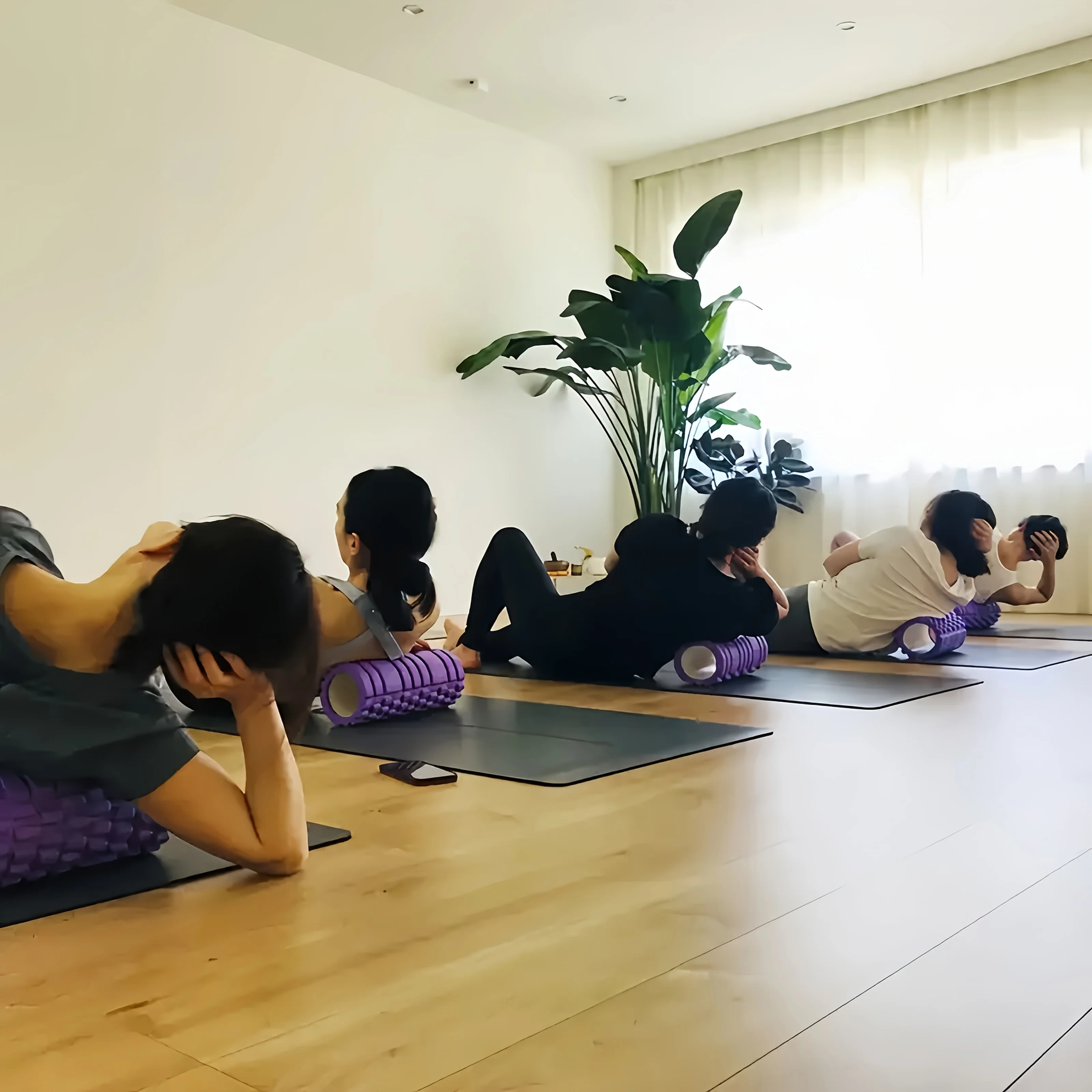 Foam Roller Yoga Column Fitness Yoga EVA Foam Roller Yoga Stick Deep Tissue Massage Roller, Suitable for Back/Waist/Leg Muscle
