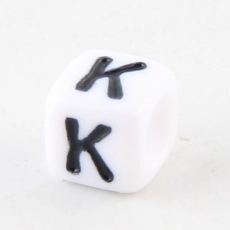 100-500pcs Square White and Black Mixed Letter Acrylic Beads Cube Loose Spacer Alphabet Beads For Jewelry Making Diy Accessories