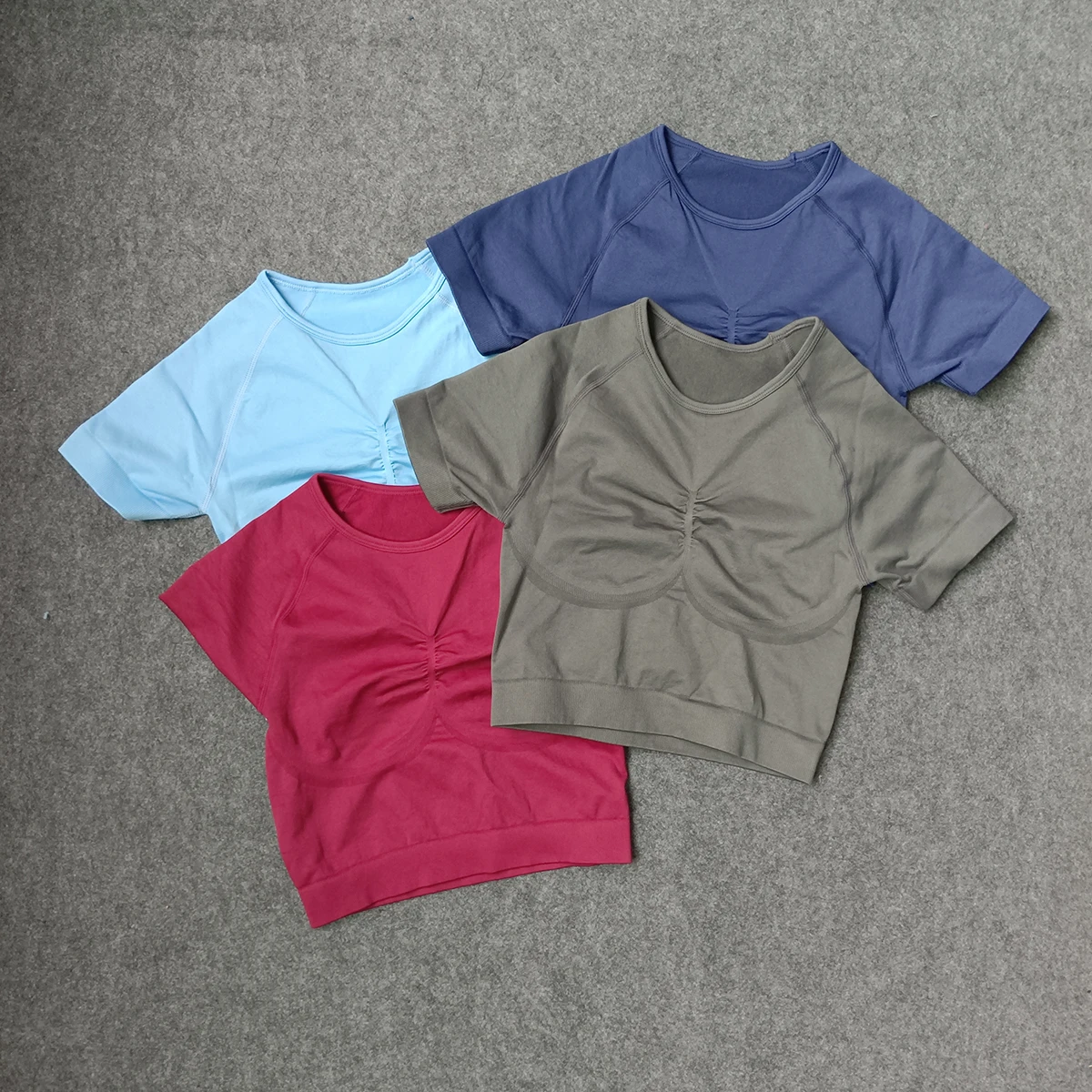 Woman Seamless Sports Top Yoga Crop Top Short Sleeve Top For Fitness Workout T-shirt Tops Gym Clothing Running Sportswear