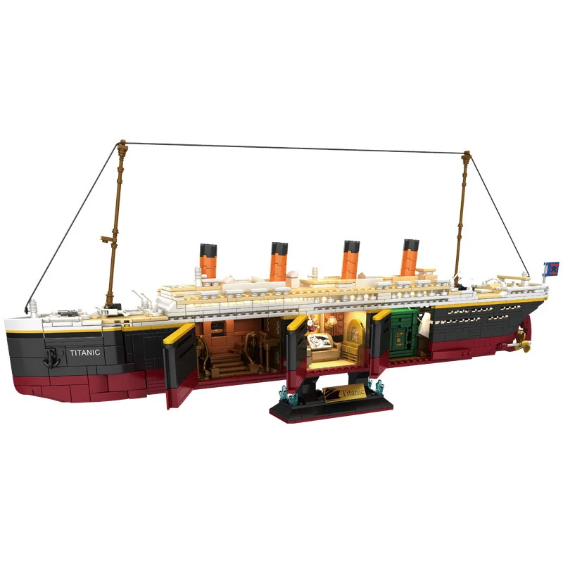 Movie Game MOC Luxury Cruise Ship Sinking Ship Model 2288PCS Titanic Building Blocks Brick Toys for Birthday Children Kids Gift