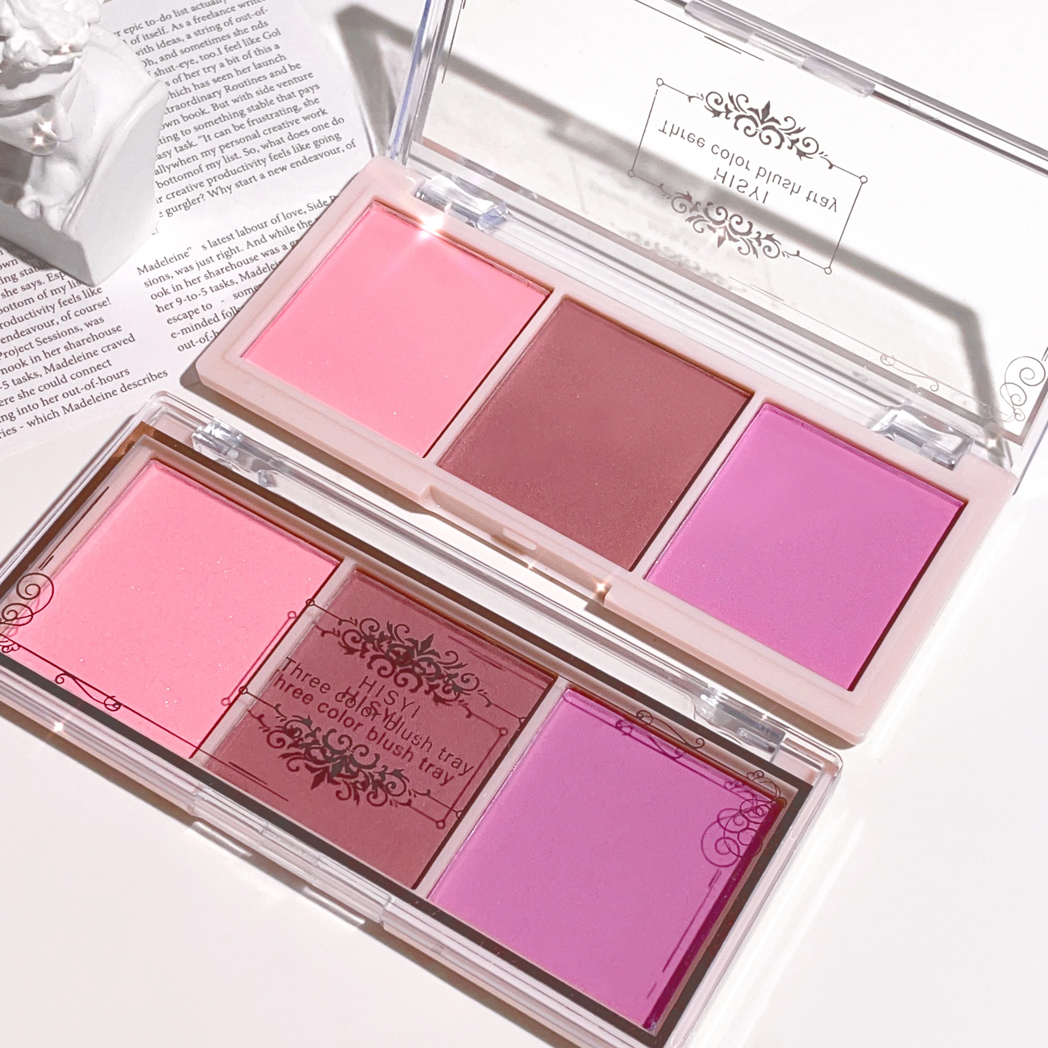 HISYI three-color blush natural color rendering delicate non-flying powder matte rouge holding makeup clear vitality girl blush