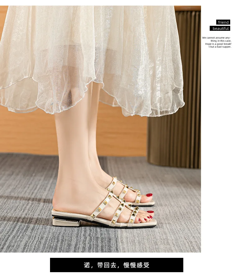 2026 Summer New Niche Design Metal Riveted Slippers Square with Real Casual Square Wear Fashion Large Size Women's Sandals 35-43
