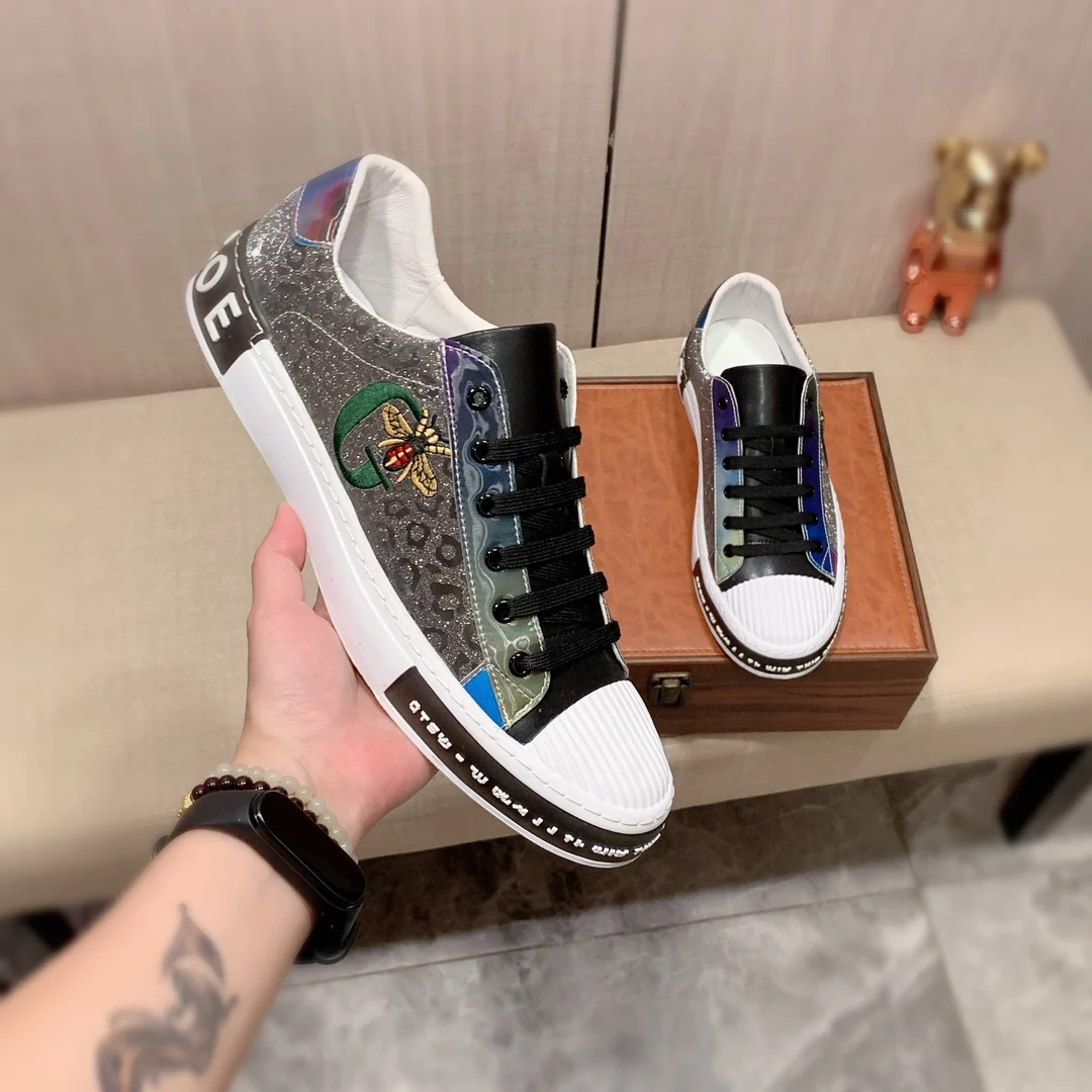Men's Genuine Leather Sports Sneakers Casual Leather Strap Light Soft Sole Comfortable Lace-Up Shoes