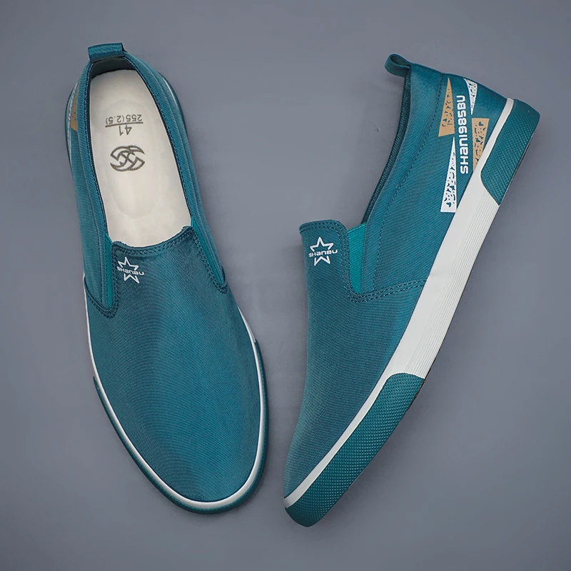 Men's Canvas Shoes New Spring Anti-slip Lightweight Breathable Slip On Wear-Resisting Korean Shoes SS23170