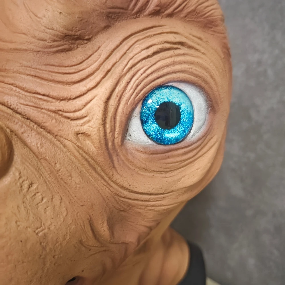 ET Alien Latex Mask Halloween Carnival Party Movie E.T. the Extra-Terrestrial Realistic Cosplay Creepy E.T. Alien Full Head Mask