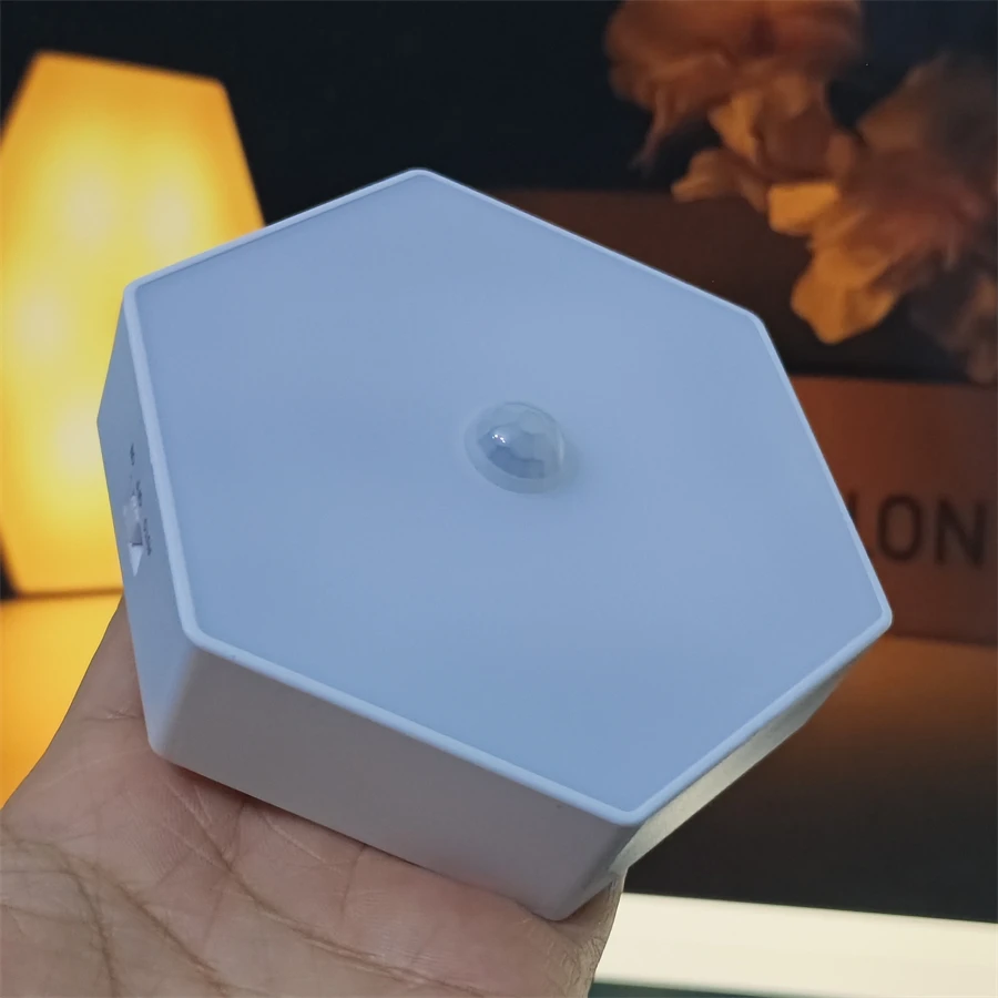 Rechargeable LED Closet Night Light with PIR Motion Sensor and Hexagon Magnetic Kitchen Bathroom Cabinet Portable Emergency Lamp