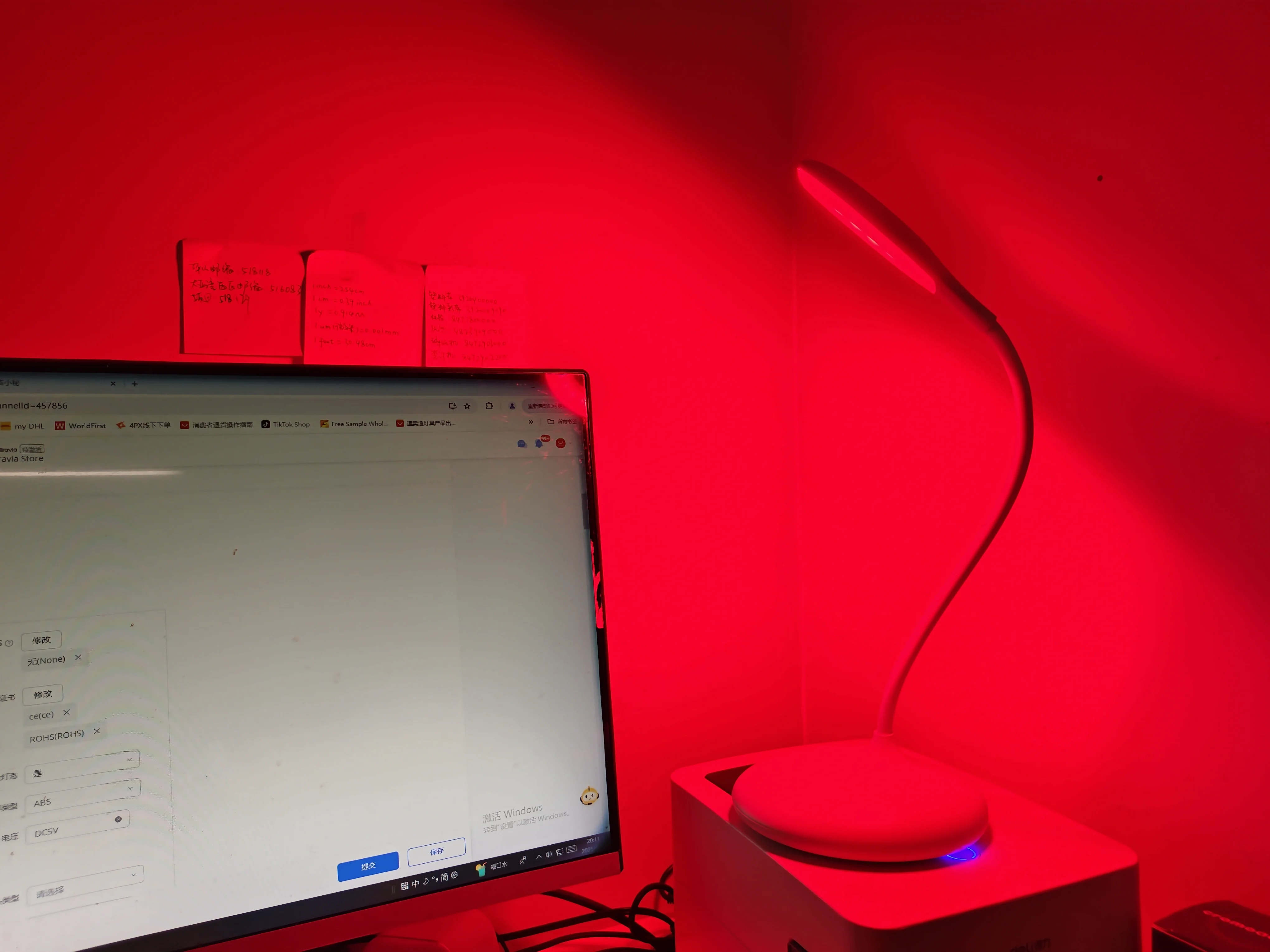 620nm Red Cordless Table Lamp with Standing Dimmable 3 Brightness Levels White Desk Led Light No Blue Reading Migraine Relieve
