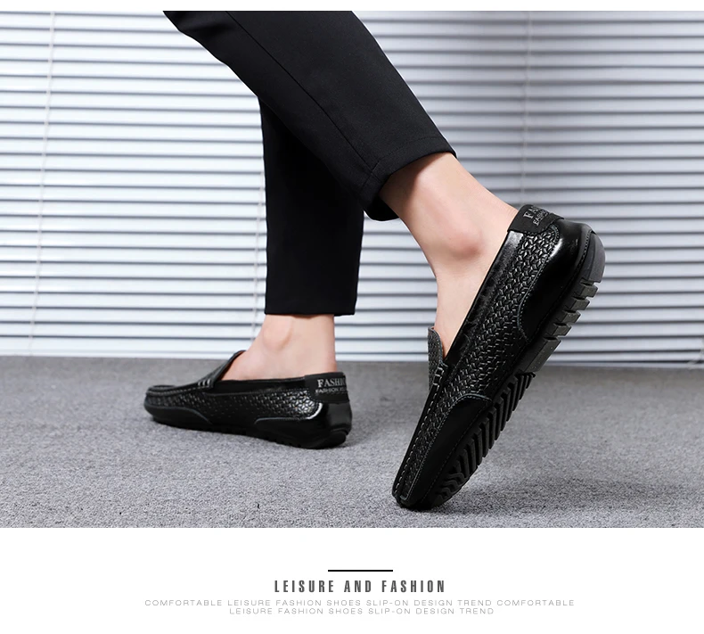 2026 Summer Men Casual Shoes Luxury Brand Genuine Leather Mens Loafers Moccasins Hollow Out Breathable Slip on Driving Shoes