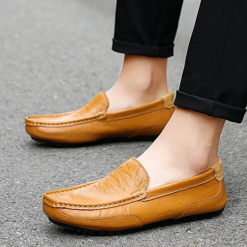 2026 Summer Men Casual Shoes Luxury Brand Genuine Leather Mens Loafers Moccasins Hollow Out Breathable Slip on Driving Shoes