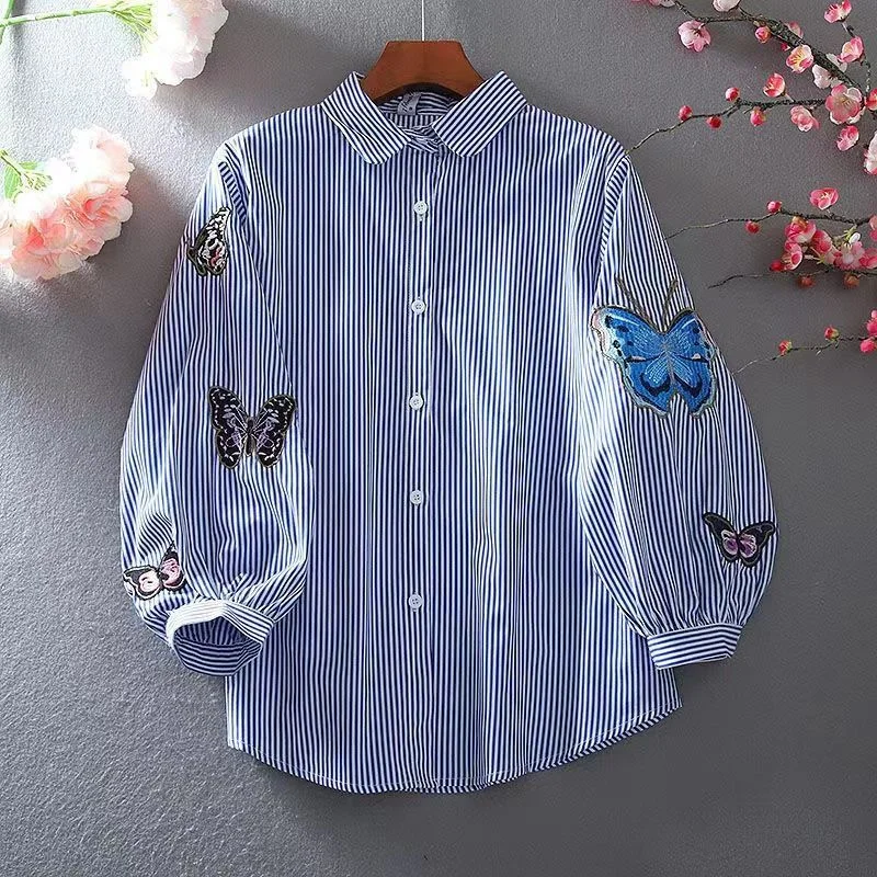New Embroidered Shirt Women's 2024 Summer Fashion Retro Western Style Design Sense Loose Lantern Sleeve Blouse Lady Tops