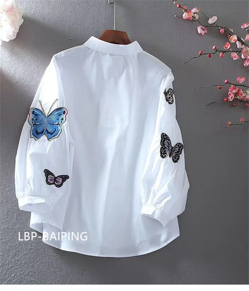 New Embroidered Shirt Women's 2024 Summer Fashion Retro Western Style Design Sense Loose Lantern Sleeve Blouse Lady Tops