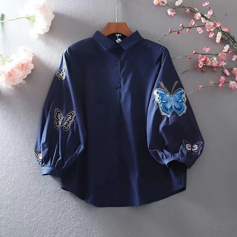 New Embroidered Shirt Women's 2024 Summer Fashion Retro Western Style Design Sense Loose Lantern Sleeve Blouse Lady Tops
