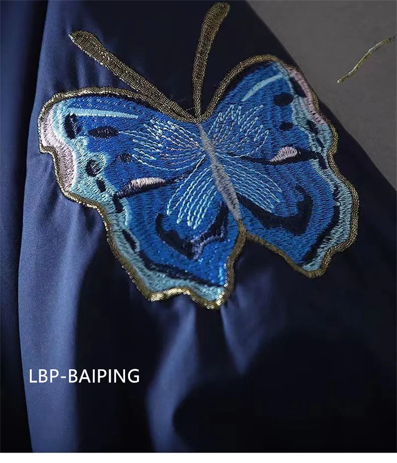 New Embroidered Shirt Women's 2024 Summer Fashion Retro Western Style Design Sense Loose Lantern Sleeve Blouse Lady Tops