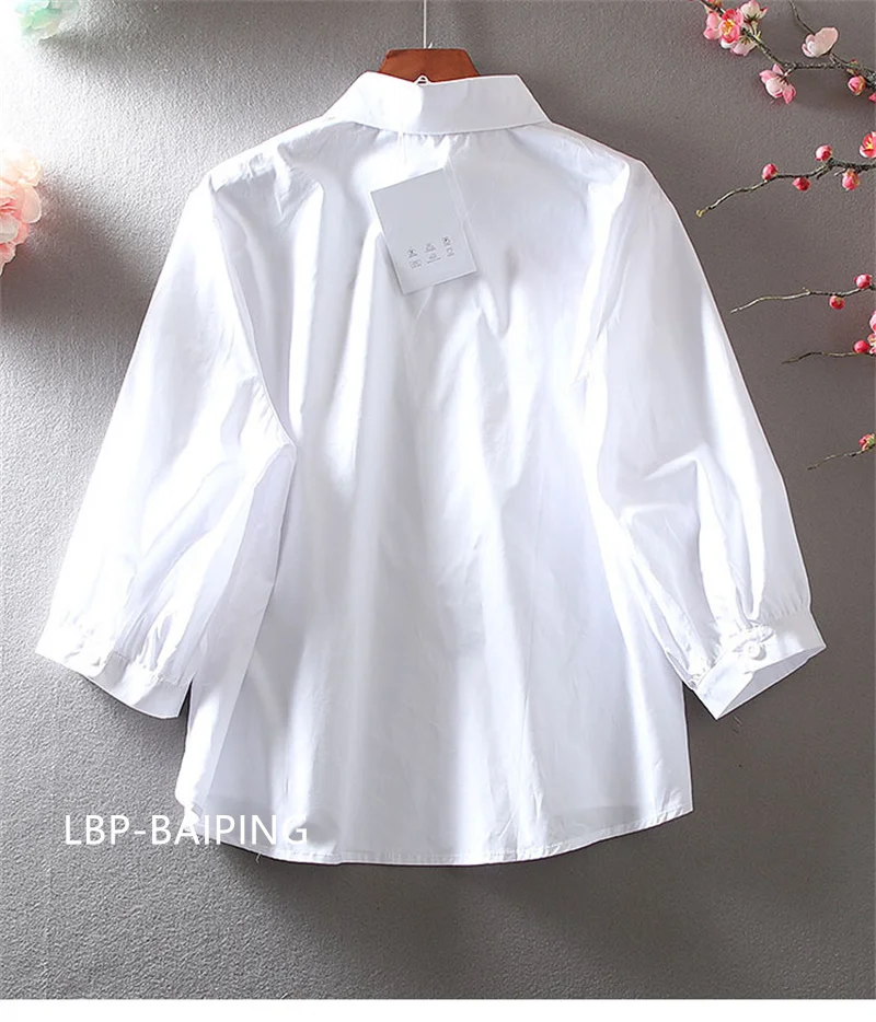 New Embroidered Shirt Women's 2024 Summer Fashion Retro Western Style Design Sense Loose Lantern Sleeve Blouse Lady Tops