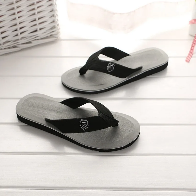 Men's Casual Flip Flops Fashion Beach Shoes Men Summer Non-Slip Flat Slides Mens Slippers Indoor House Shoes Man Male Slipper