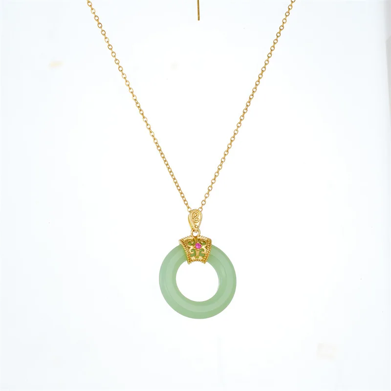 Chinese Style Classic Green Circle Stone Pendant Necklaces for Women Elegant Accessories Collar Jewelry Gifts for Friends