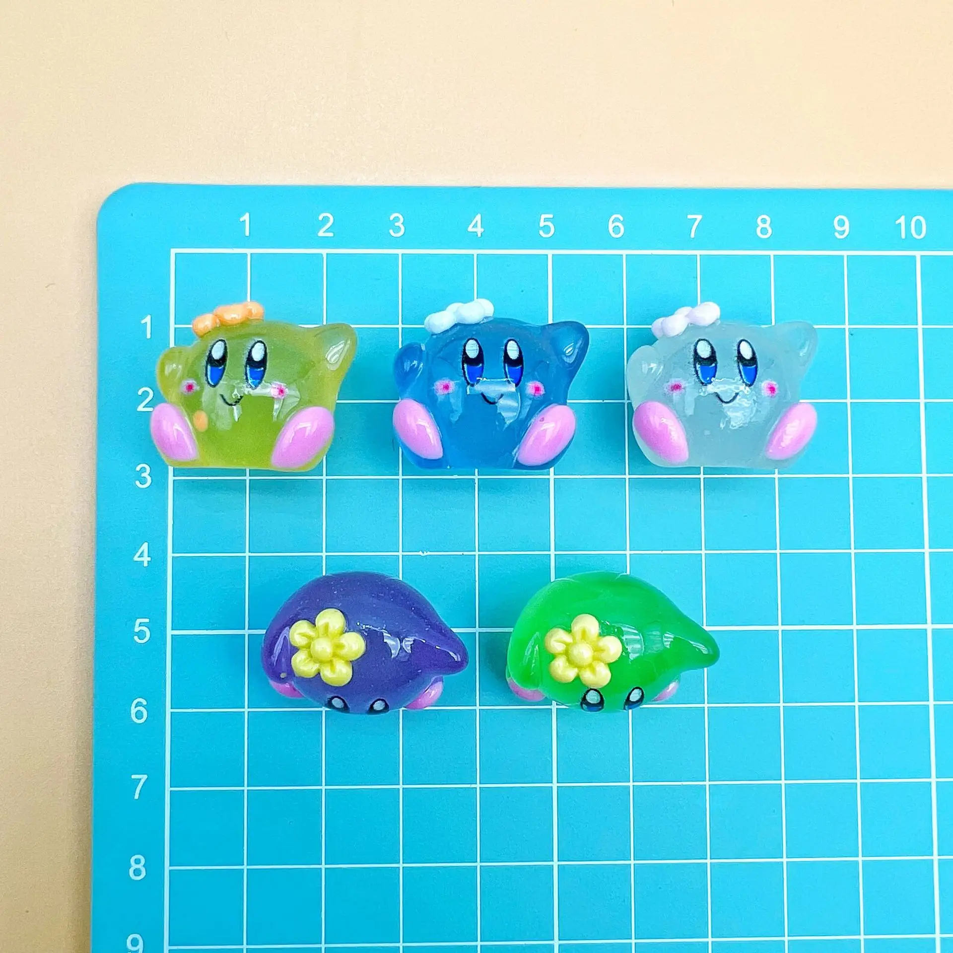 10pcs Star Kirby Action Figure Luminous Kirby accessories Decor DIY Resin Keychain Anime Figure Kids Birthday Xmas Gift Toys