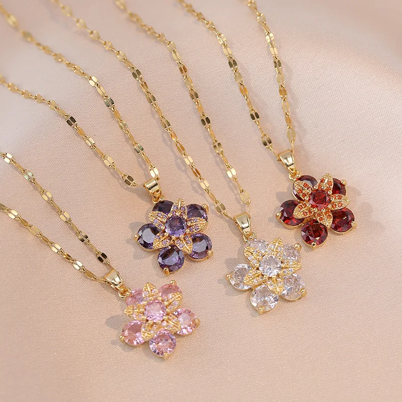 Shiny Zircon Romantic Flower Pendant Necklace For Women Gold Plated Rotatable Flowers Choker Girls Wedding Party Luxury Jewelry