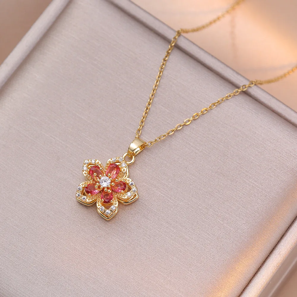 Shiny Zircon Romantic Flower Pendant Necklace For Women Gold Plated Rotatable Flowers Choker Girls Wedding Party Luxury Jewelry