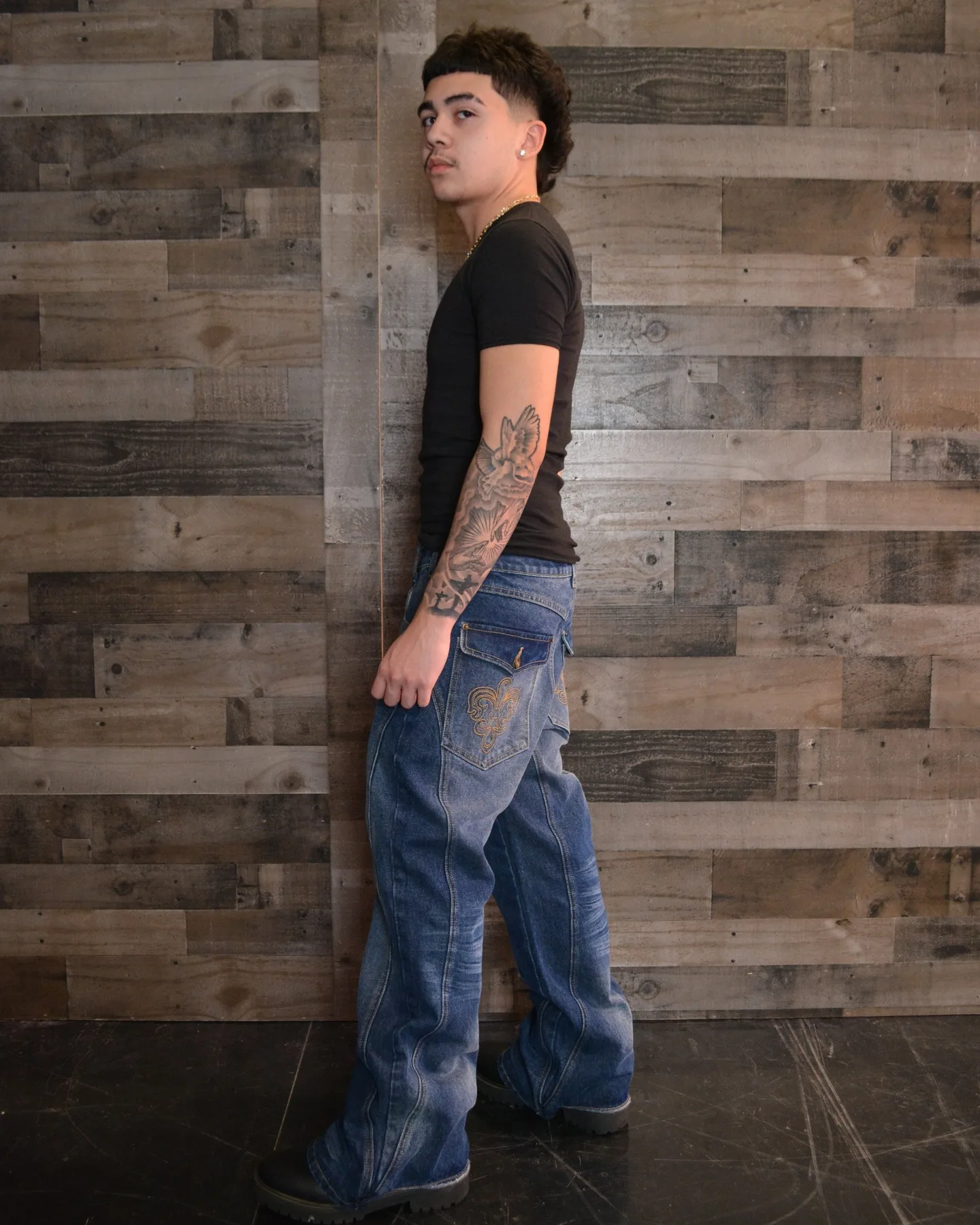 Y2K Retro Blue Flare Jeans Unisex Washed Denim Pants Embroidered Back Pocket Streetwear Wide Leg Bootcut Jeans