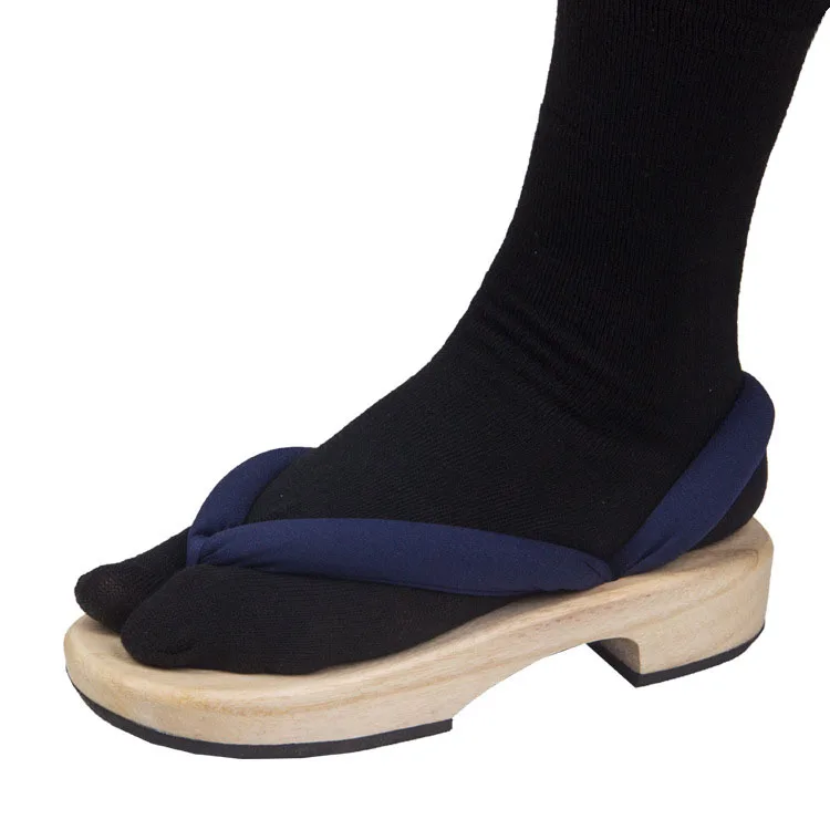 1 Pair Anime Cosplay Shoes Tanjirou Nezuko Zenitsu Giyuu Shinobu Kyoujurou Muichirou Mitsuri Sandals Geta Clogs Flip Flops