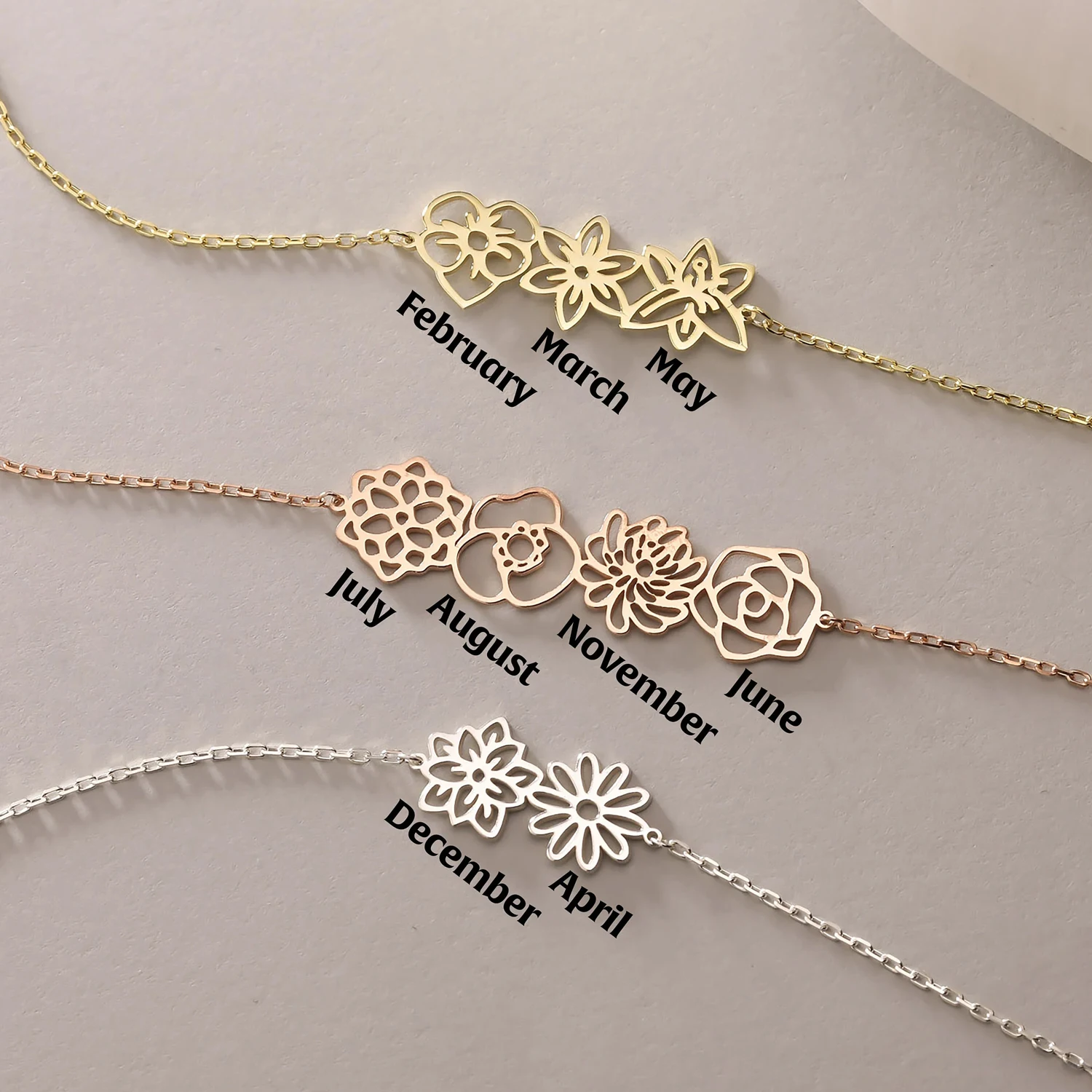 Dainty Birth Flower Necklace For Women 18K Gold Birth Flower Bouquet Necklaces Personalized Family Gift Mothers Day Gifts