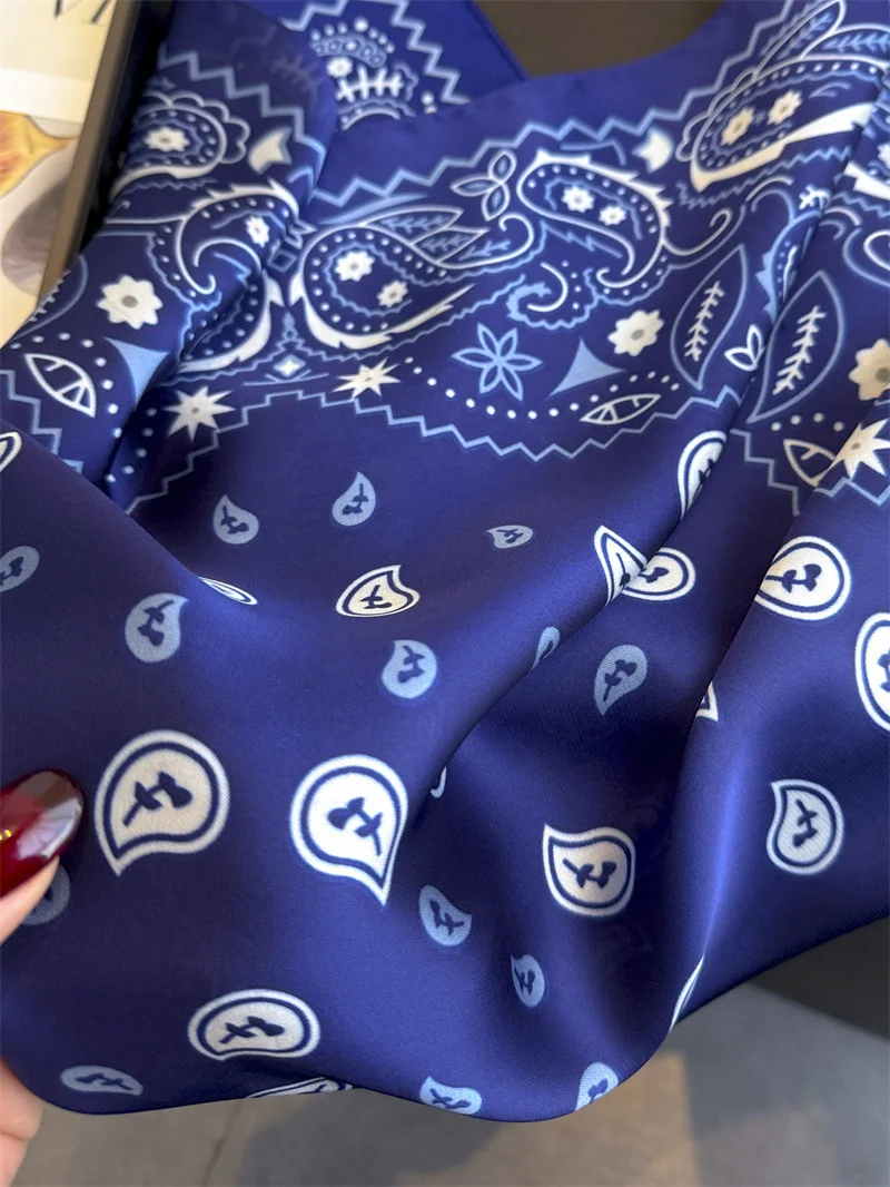 Scarf Fashion Silk Hijab Square Shawl Wraps Bandana Headband Neckerchief Hair Bands Designer Luxury Foulards Femme Ribbon