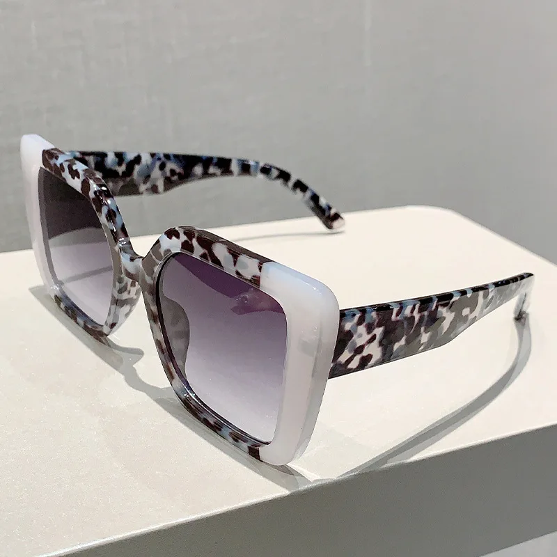 Vintage Luxury Brand Designer Square Big Frame Sunglasses Women For Men Sun Glasses Punk Popular Outdoor Colorful Shades UV400