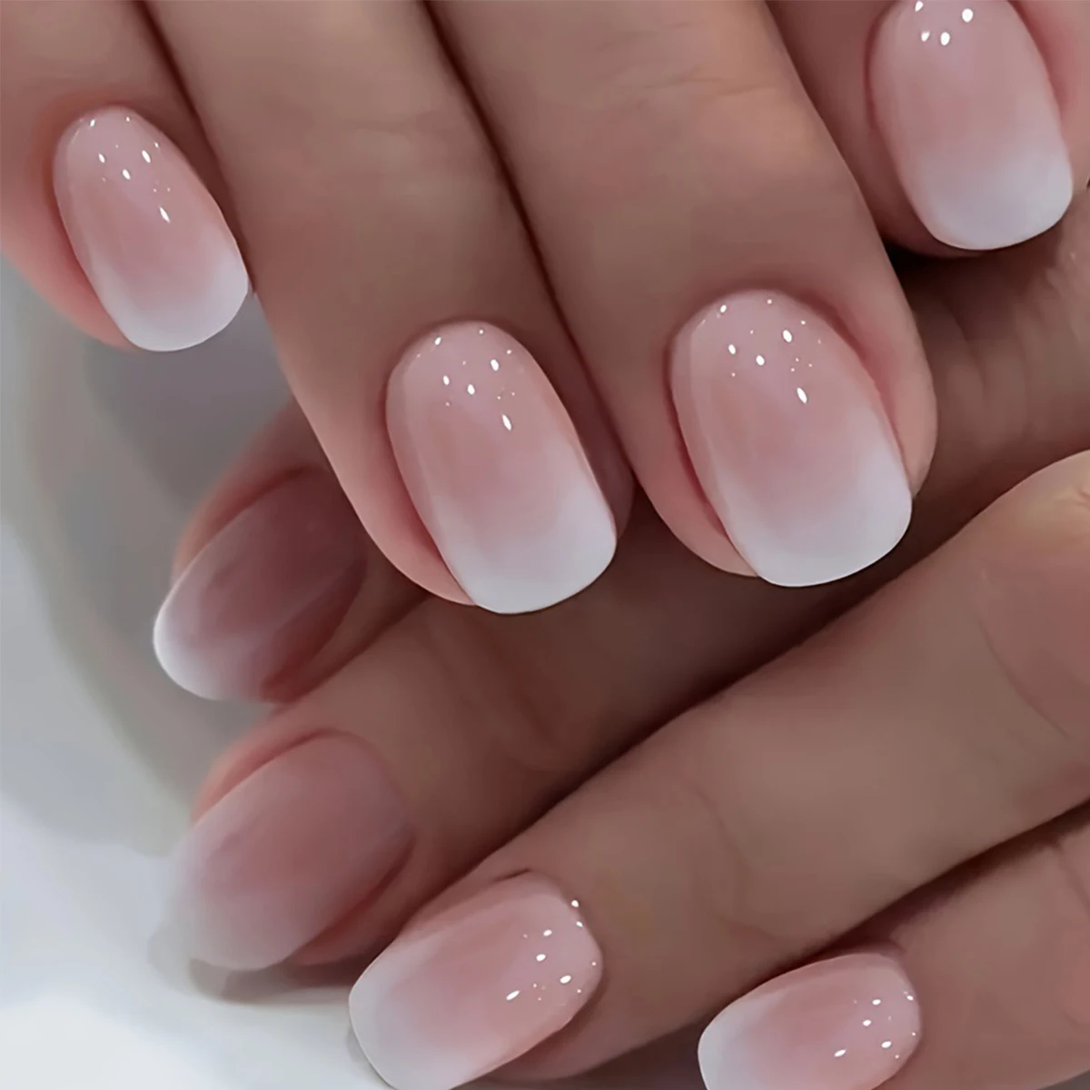 24 pieces of new French-style press-on nails (fashionable fake nail stickers), paired with 1 piece of jelly glue and 1 nail file
