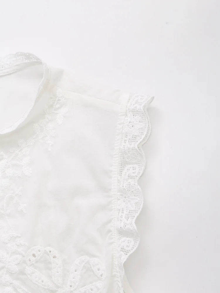 Sleeveless Lace-up Summer Blouse  Cotton Floral Embroidered lace Blouses Shirts Women Tops Vintage Boho Beach Wear Casual Blusas