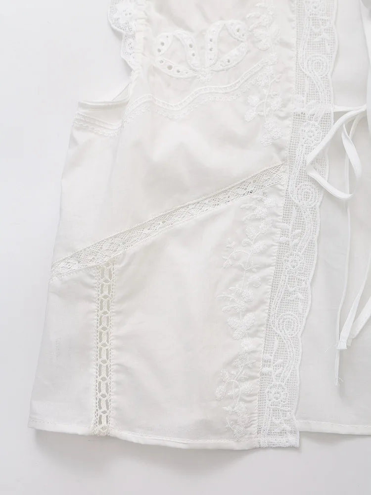 Sleeveless Lace-up Summer Blouse  Cotton Floral Embroidered lace Blouses Shirts Women Tops Vintage Boho Beach Wear Casual Blusas