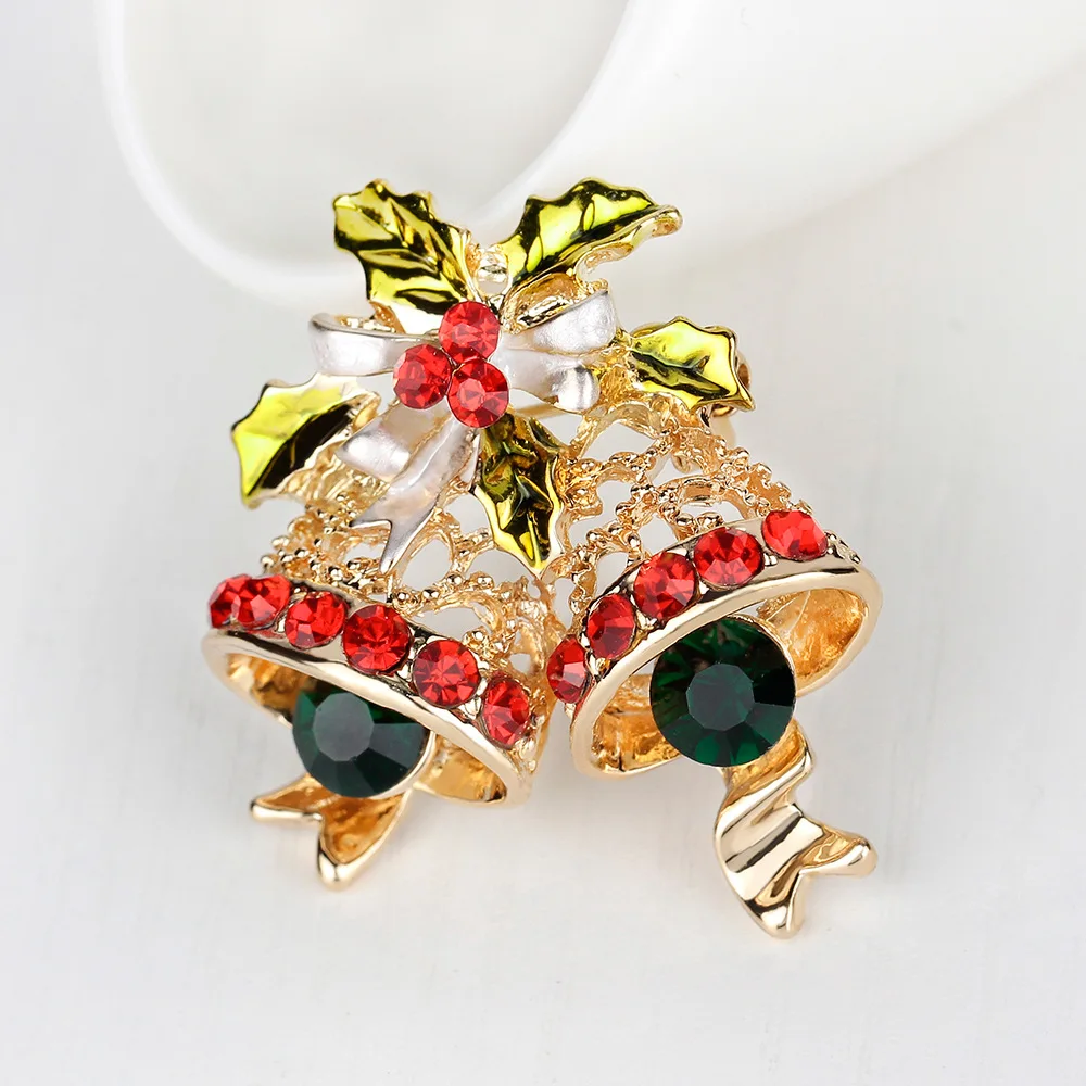 Luxury Rhinestone Christmas Tree Brooches for Women Exquisite Crystal Penguin Elk Snowman Brooch Pins Corsage Christmas Jewelry