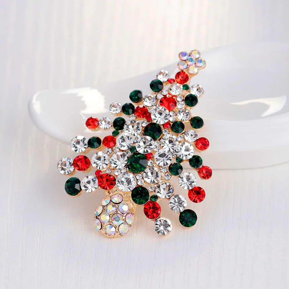 Luxury Rhinestone Christmas Tree Brooches for Women Exquisite Crystal Penguin Elk Snowman Brooch Pins Corsage Christmas Jewelry