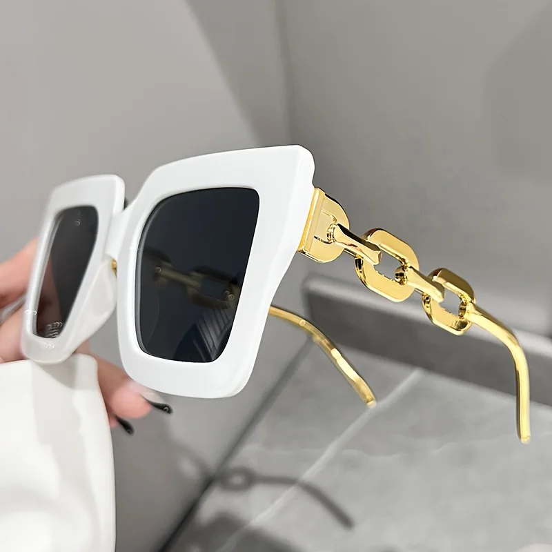 Luxury square fashion glasses for women casual candy color anti glare sun shades for beach party Travel