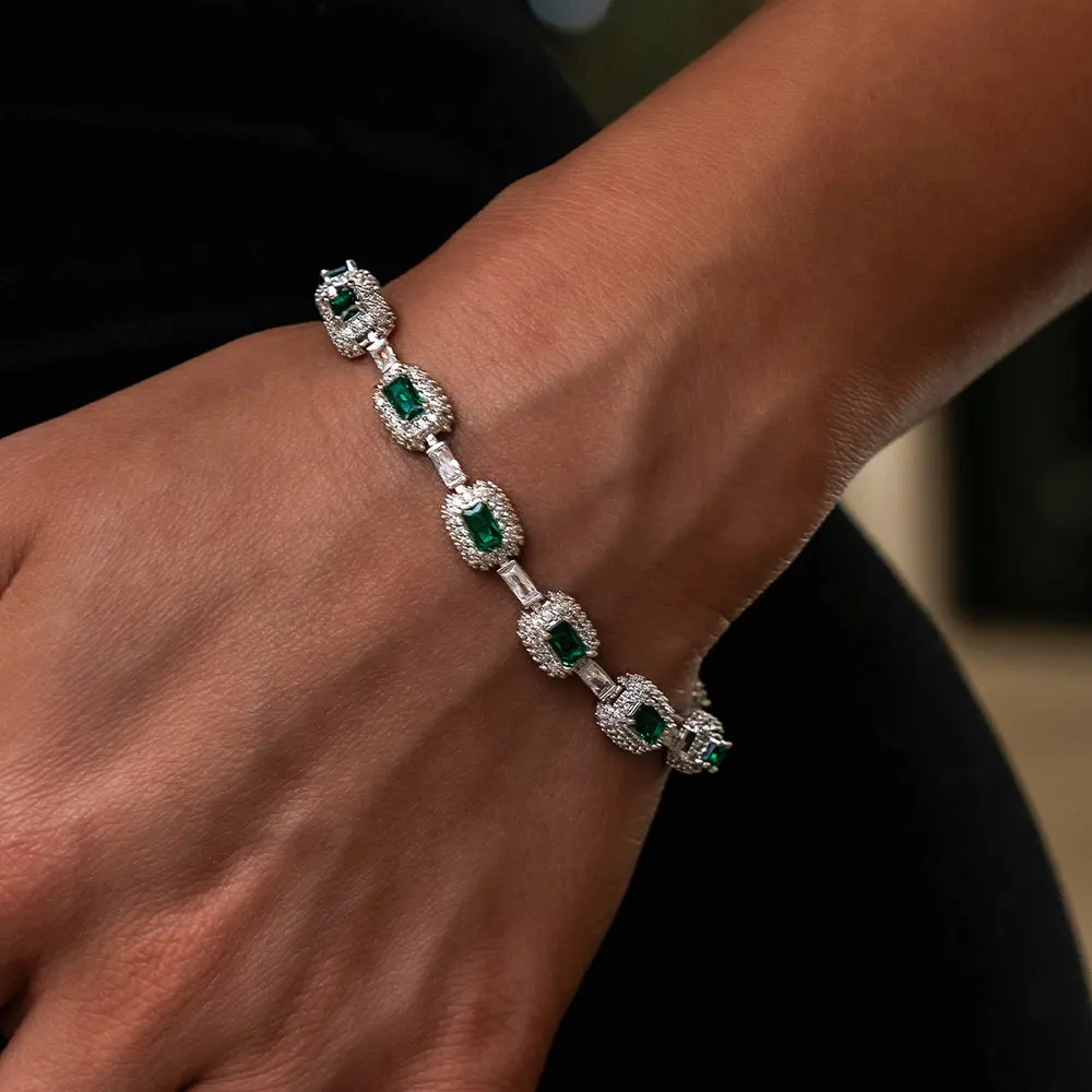 ESKEEM Fashion Jewelry Iced Emerald Cushion Cut Diamond Bracelet White Gold Inlaid Green Baguette Zircon Women's Bracelet ﻿