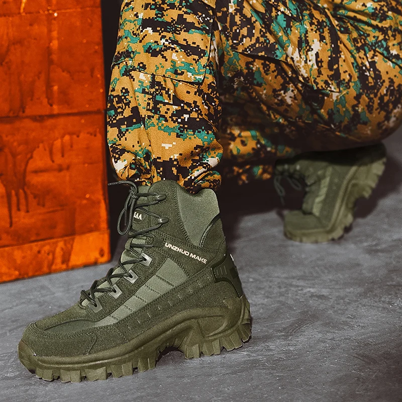 Men's Desert Combat Boots Outdoor Non-slip Tactical Boots Hiking Desert Ankle Hunting Shoes Work Safty Men Boots Botines Zapatos