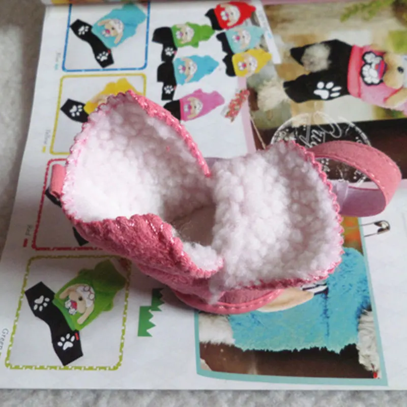 Pet Dog Shoes 4pcs Thick Warm Rain Snow Carton Boots Prewalkers Walking Puppy Sneakers Dog Accessories