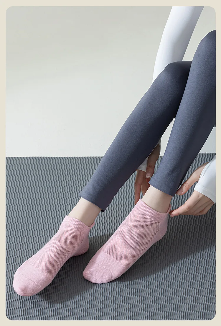 3 Pairs Yoga Socks for Women Breathable Mesh Socks Non Slip Pilates Socks Grip Cotton Low Cut Gym Fitness Sport Short Yoga Socks