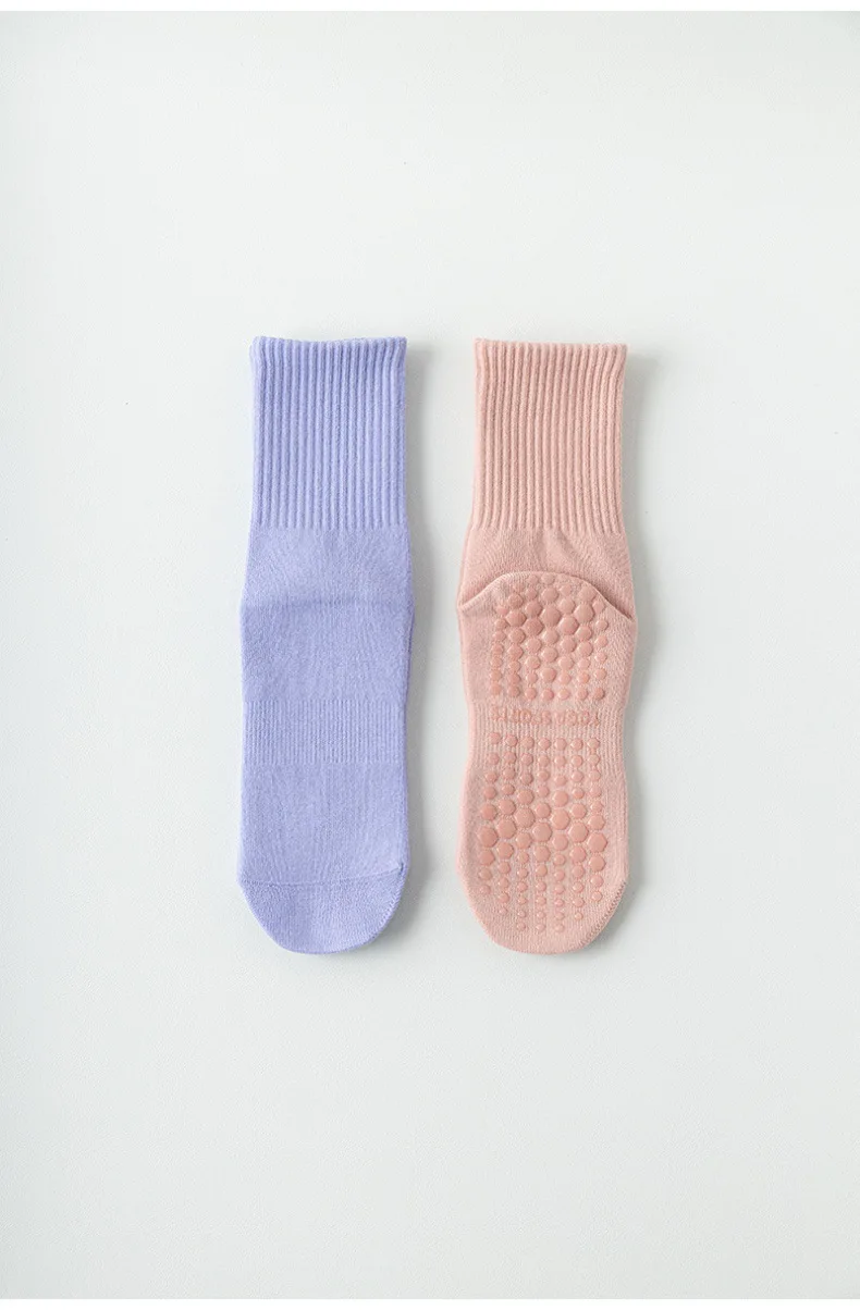 4 Pairs 100% Cotton Yoga Socks for Women Mid Calf Solid Color Non-Slip Pilates Sock Winter Fitness Gym Floor Silicone Grip Socks