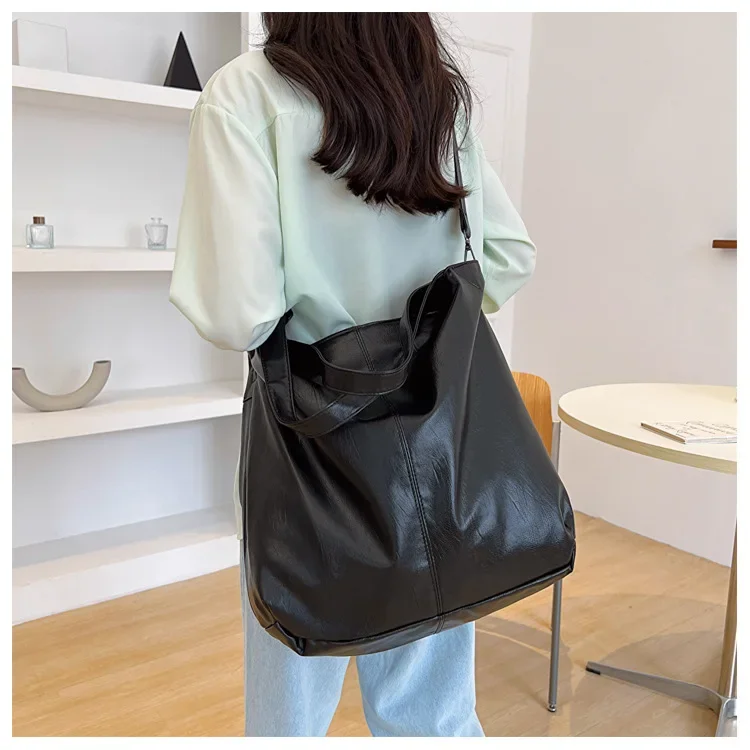 Big Black Shoulder Bags for Women Large Hobo Shopper Bag Solid Color Quality Soft Leather Crossbody Handbag Lady Travel Tote Bag
