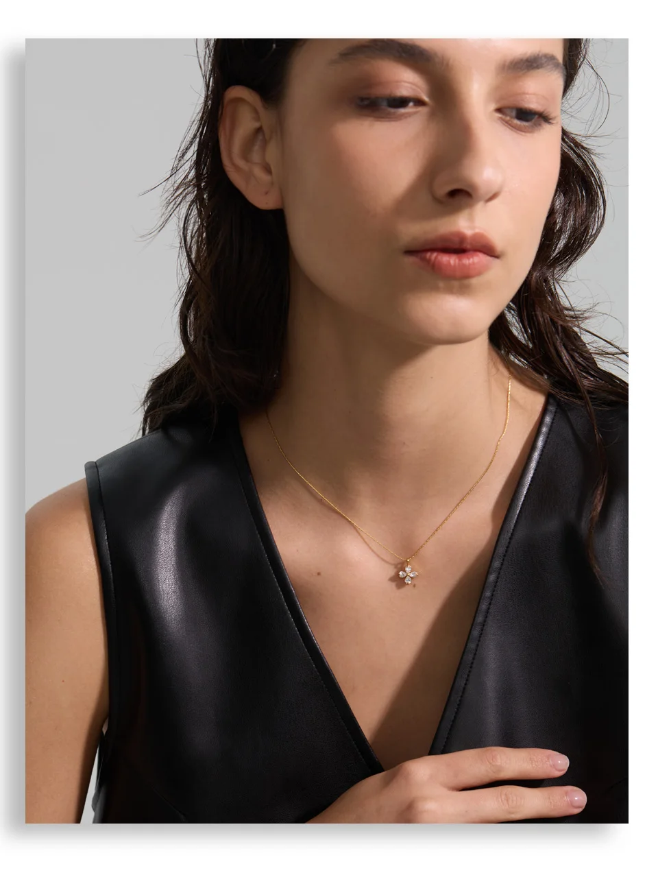 Yhpup Delicate Shiny Cubic Zirconia Flower Pendant Chic Necklace 18K Golden Plated High Quality Fashion PVD Jewelry Waterproof