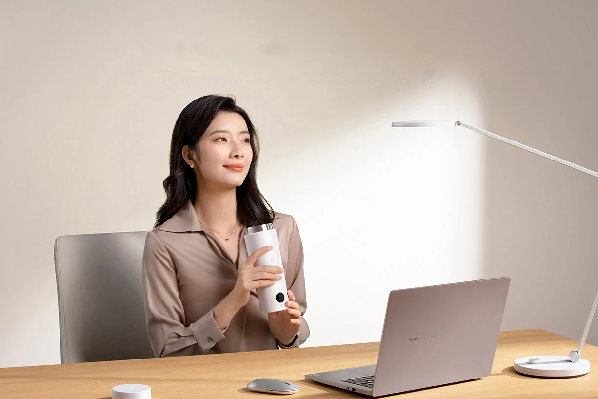 Xiaomi Mijia 350ml Smart Electric Kettle Portable Thermos Cup with Fast Boiling And Insulated Temperature Control for Travel